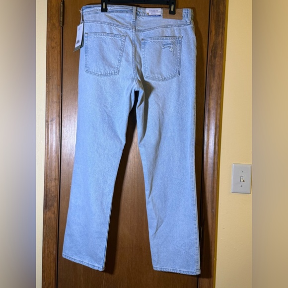 NWT H&M Women’s Button Fly 90’s Boyfriend Straight Jeans - Picture 2 of 7
